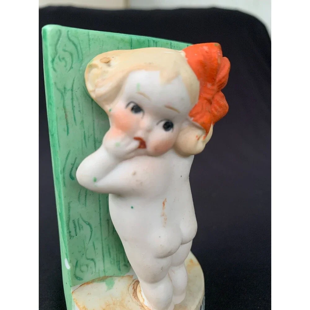Unbranded vintage ceramic